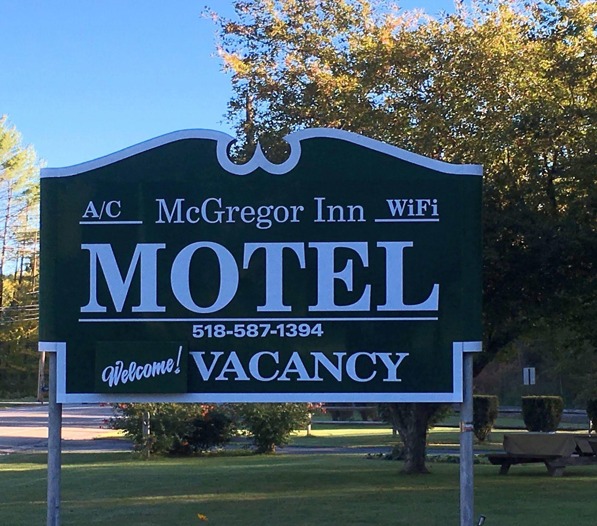 Mcgregor Inn Motel Wilton Exterior photo